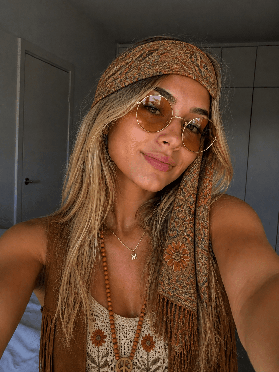 Retrato en estilo 1960s, Hippie